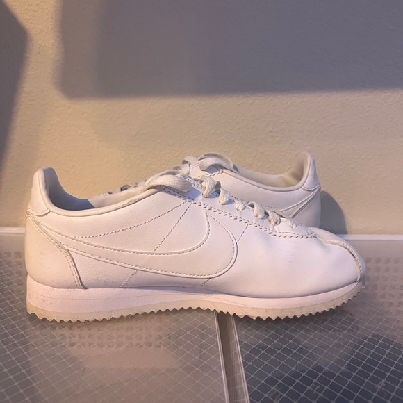 Nike Cortez - Picture 6 of 9